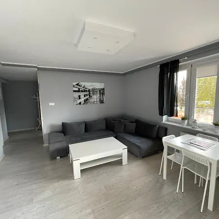 Grafitowy דירה קולובז'ג